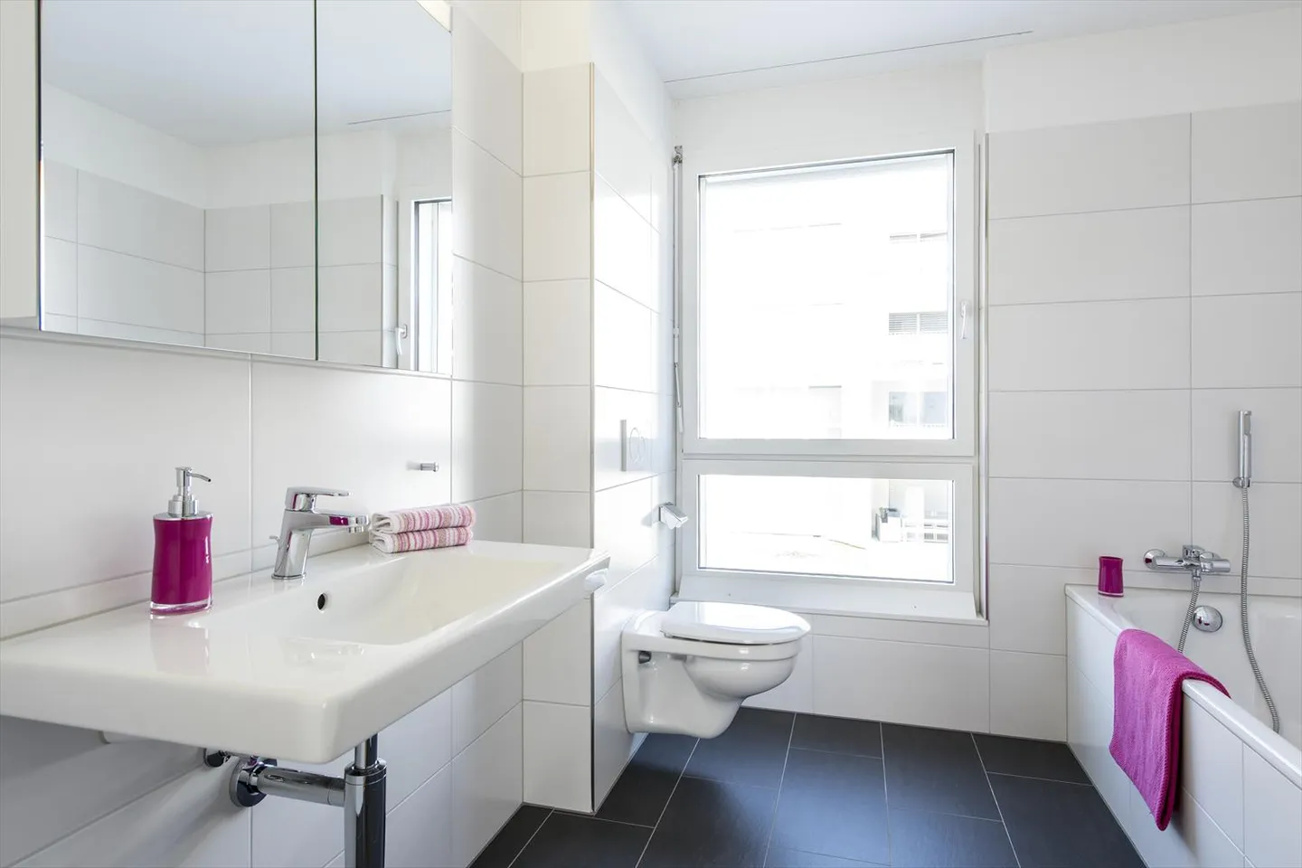 Ce bijou vous cherche! - Photo 3 sur 5