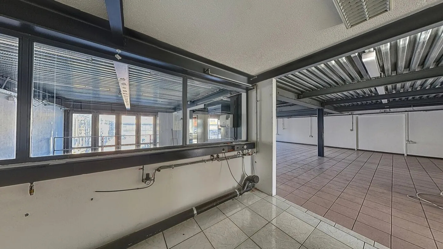 Atelier ou bureaux ? Créez votre espace sur mesure... - Photo 2 sur 8