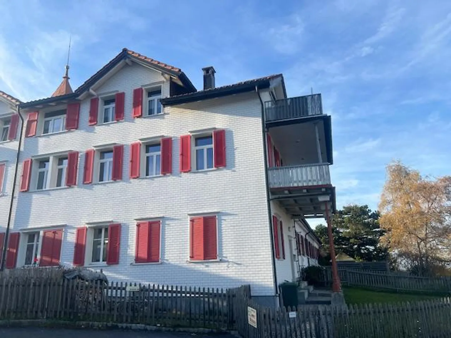 Quiet living with balcony and Swedish stove - Photo 1 of 13