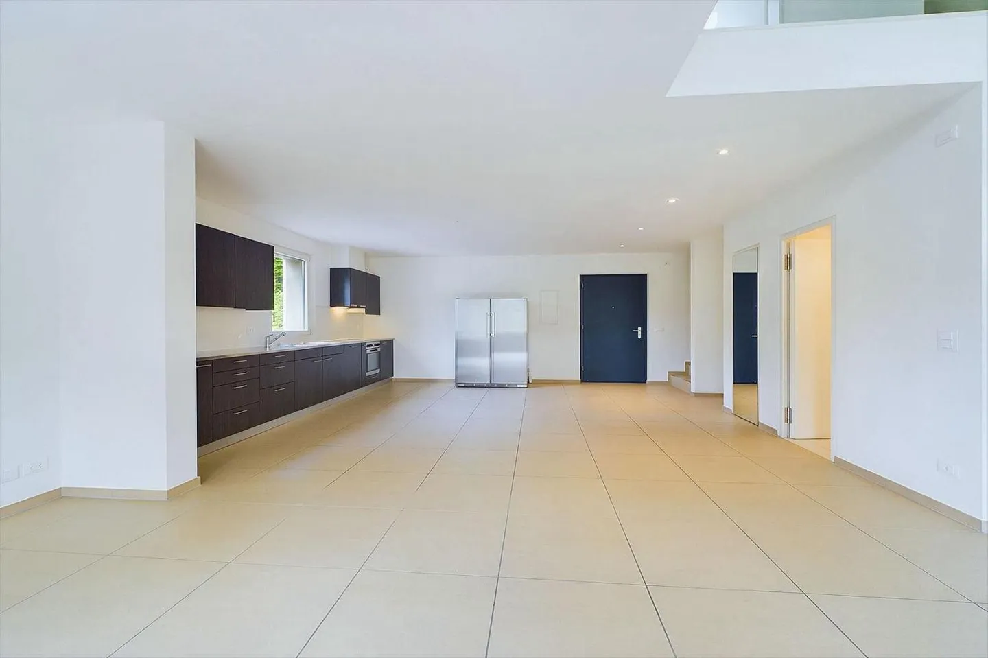 Komfort und Modernität: grosszügige 3½-Zimmer- Duplexwohnung zur Miete in Montagnola - Foto 5 von 13