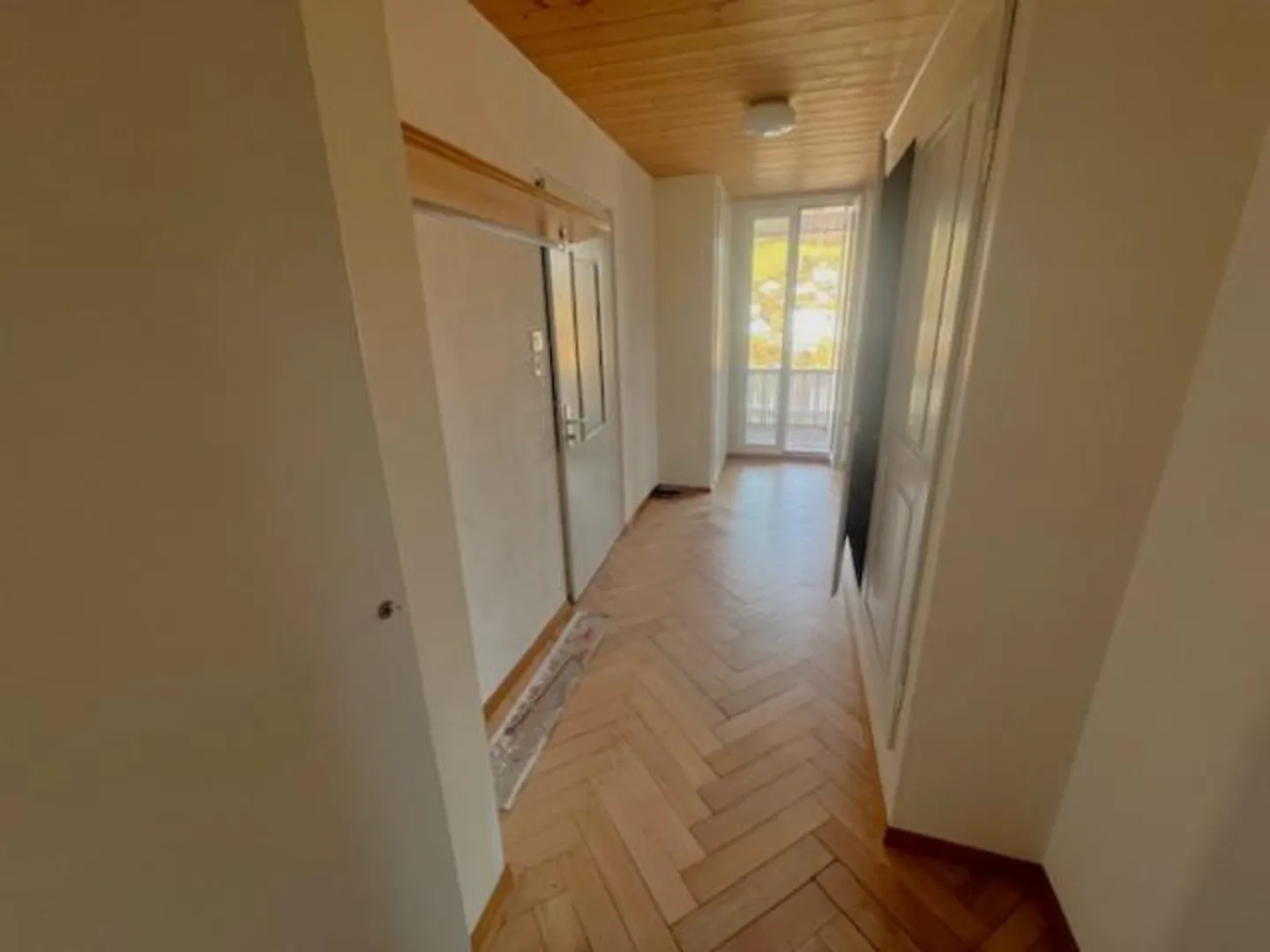 Quiet living with balcony and Swedish stove - Photo 12 of 13