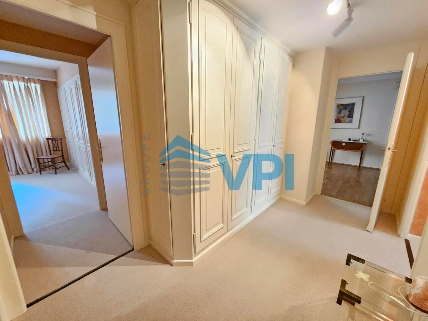 Spacieux Appartement de 6 Pièces au coeur des Eaux-Vives - Photo 8 sur 10