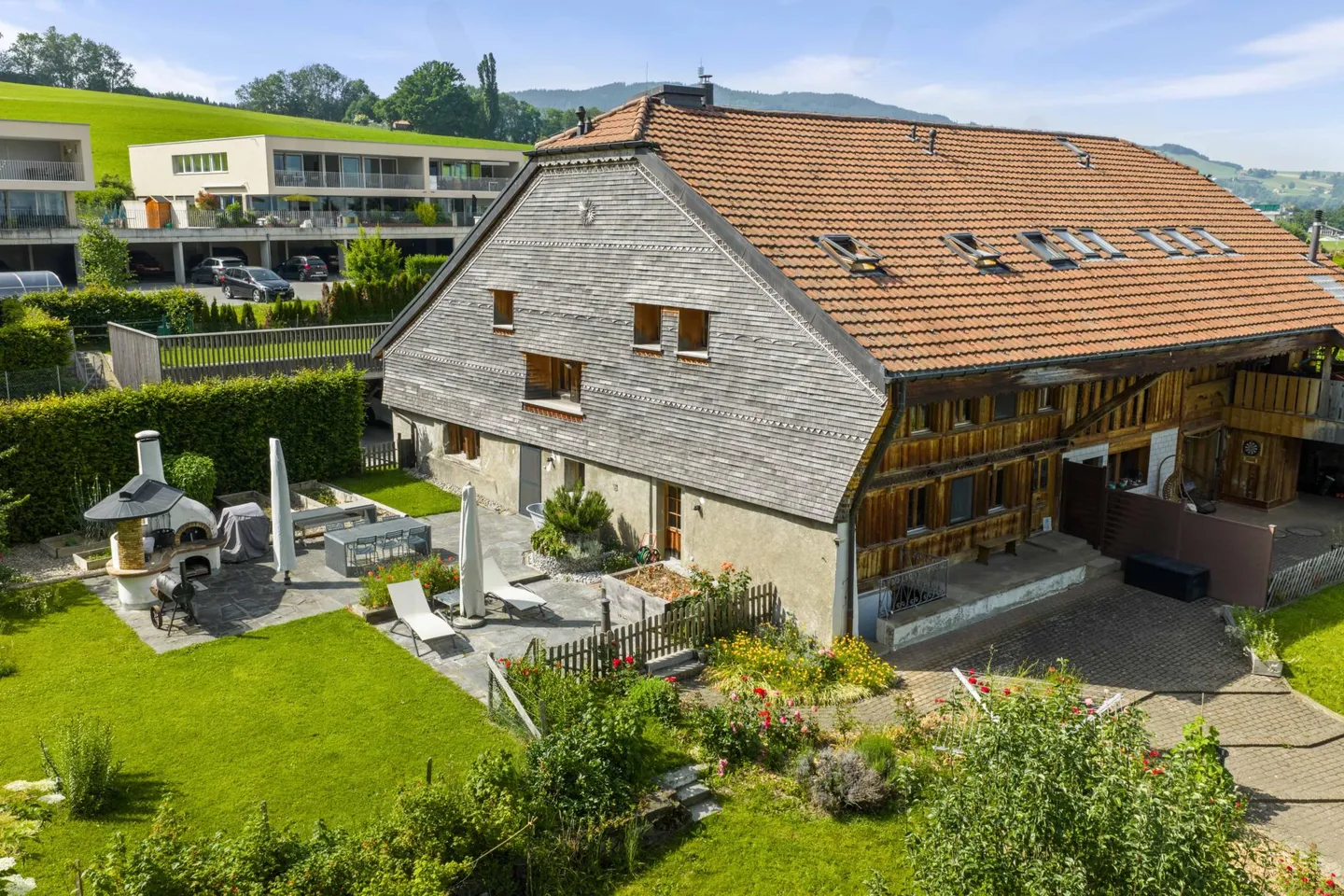 Somptueux appartement triplex de 8.5 pièces dans une ferme rénovée classée, au c - Photo 12 sur 25