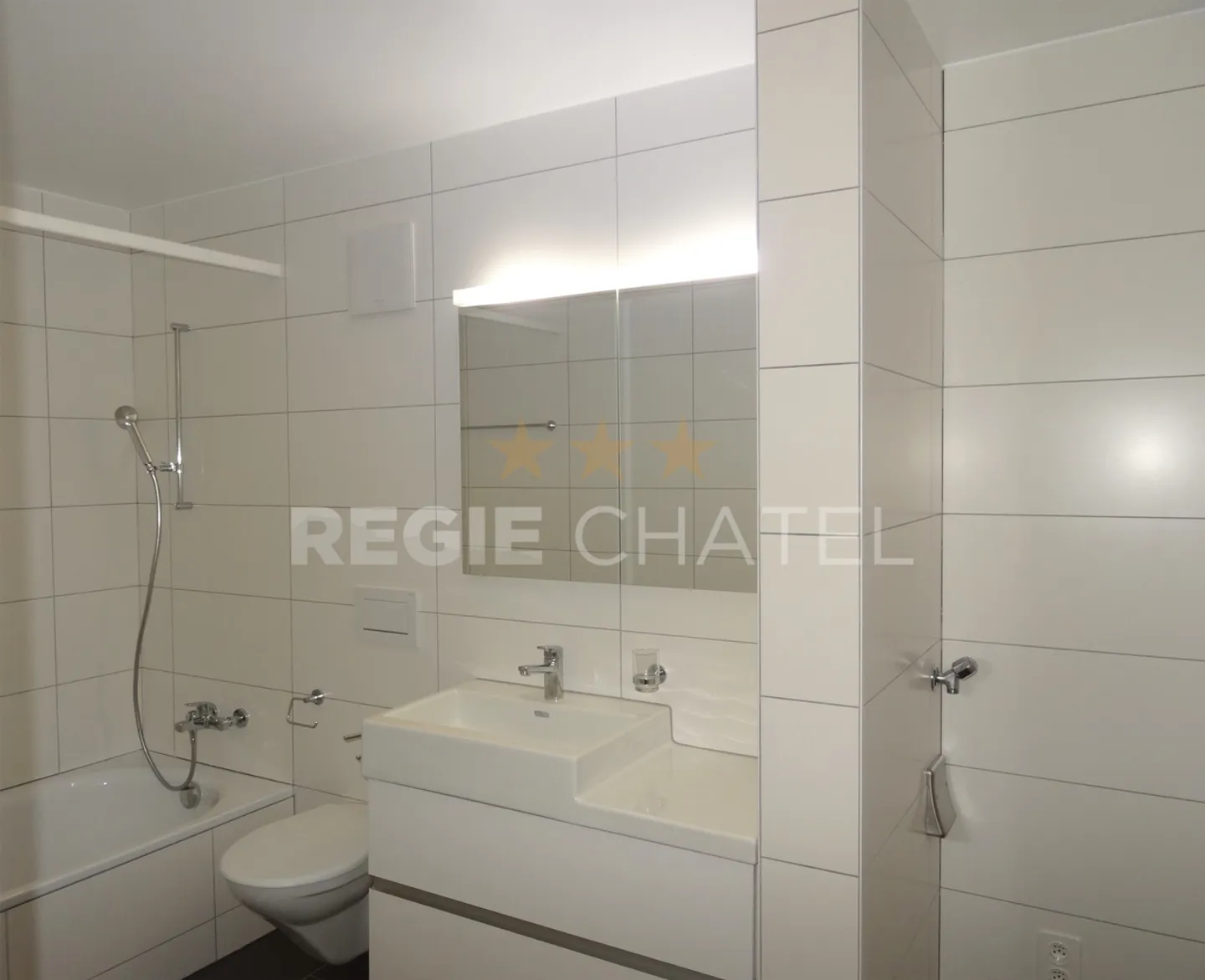 Appartamento di 3,5 locali al piano superiore - Foto 5 di 6