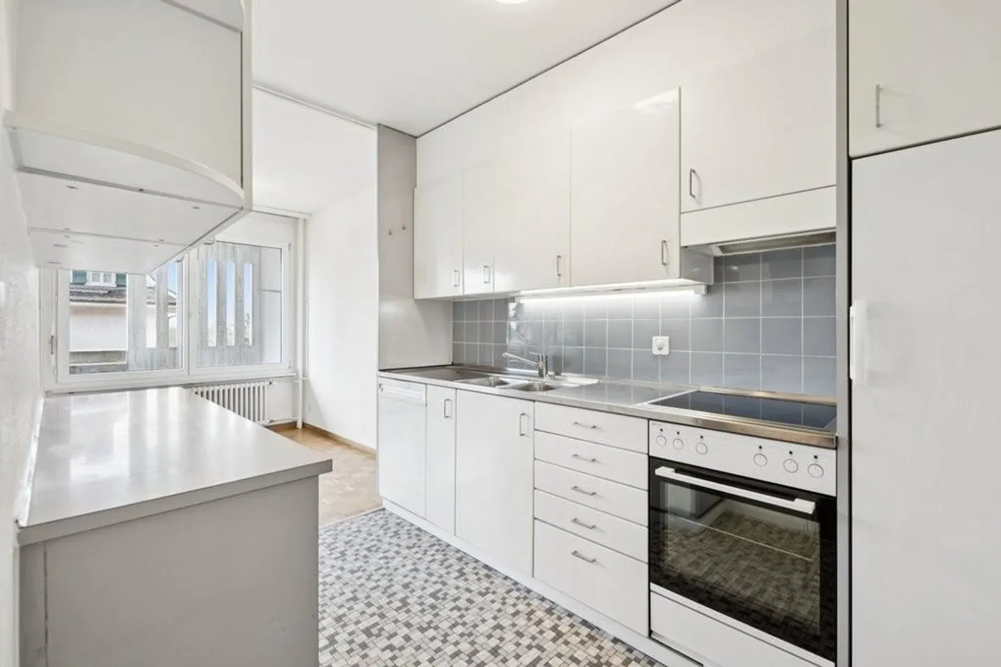 Charmante Wohnung mit Balkon - Foto 2 von 10
