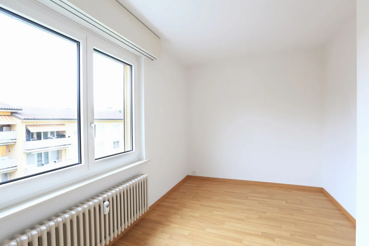 Geräumige Wohnung in ruhiger Lage - Foto 6 von 6