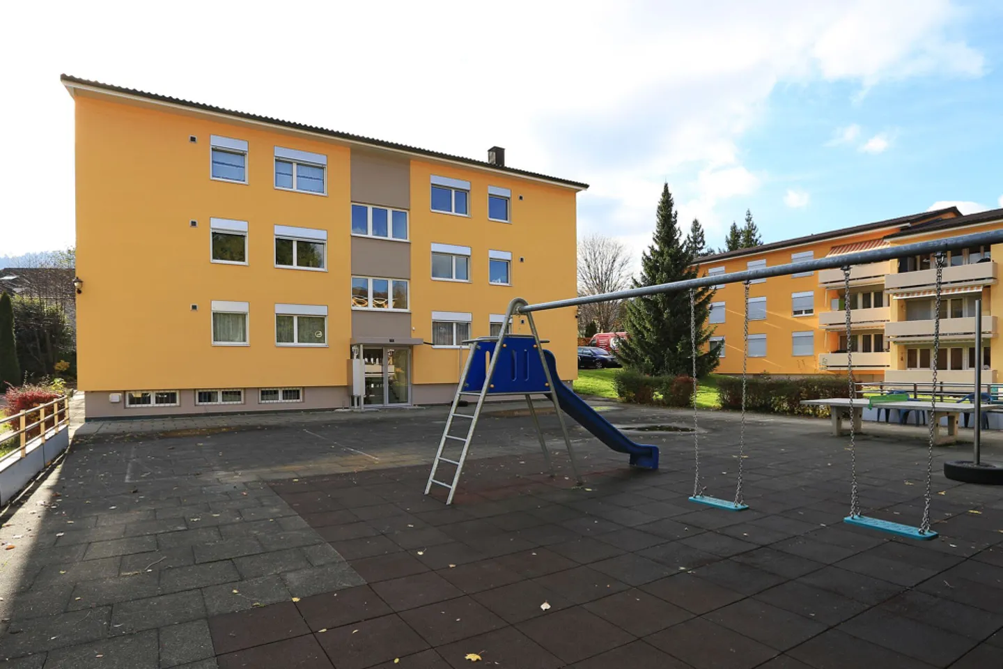 Geräumige Wohnung in ruhiger Lage - Foto 2 von 6