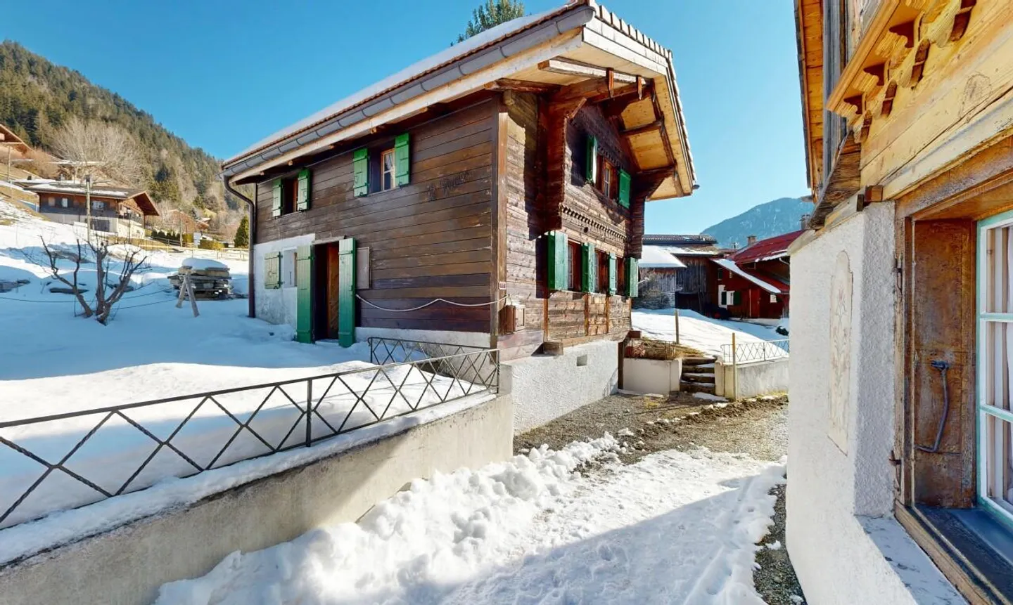 La Soffitta - Chalet storico nel cuore di Rougemont - Foto 2 di 11