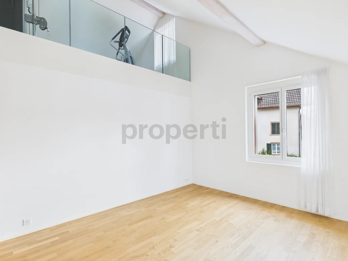 Dans la nature mais pourtant situé au centre, appartement moderne de 4,5 pièces au calme à Opfikon, ZH - Photo 8 sur 13