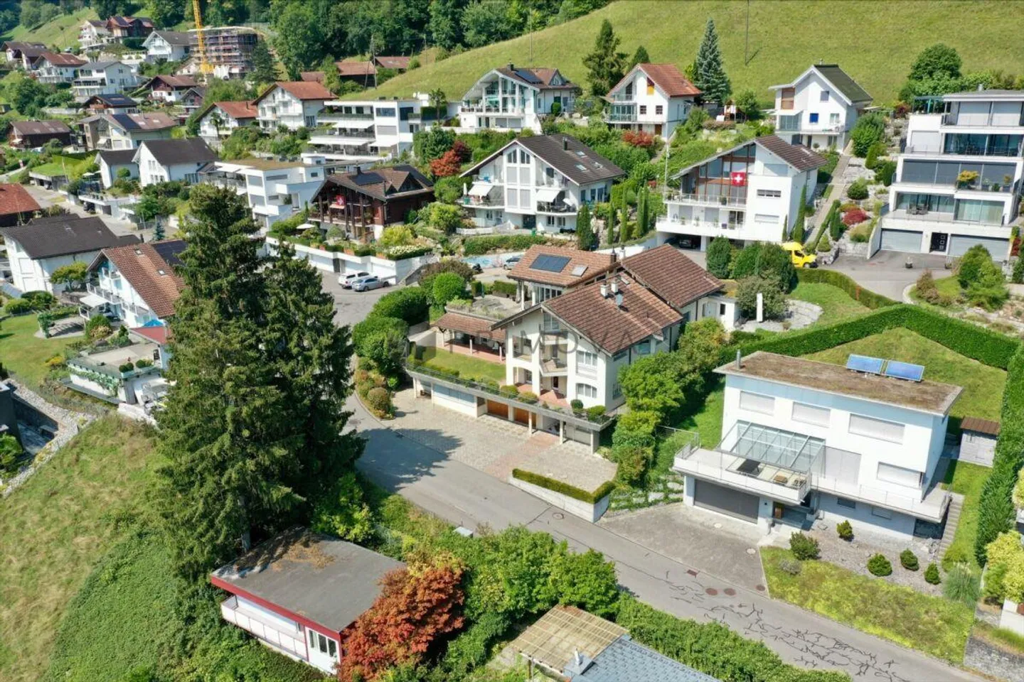 Architect's House with Lake View - Photo 4 of 20