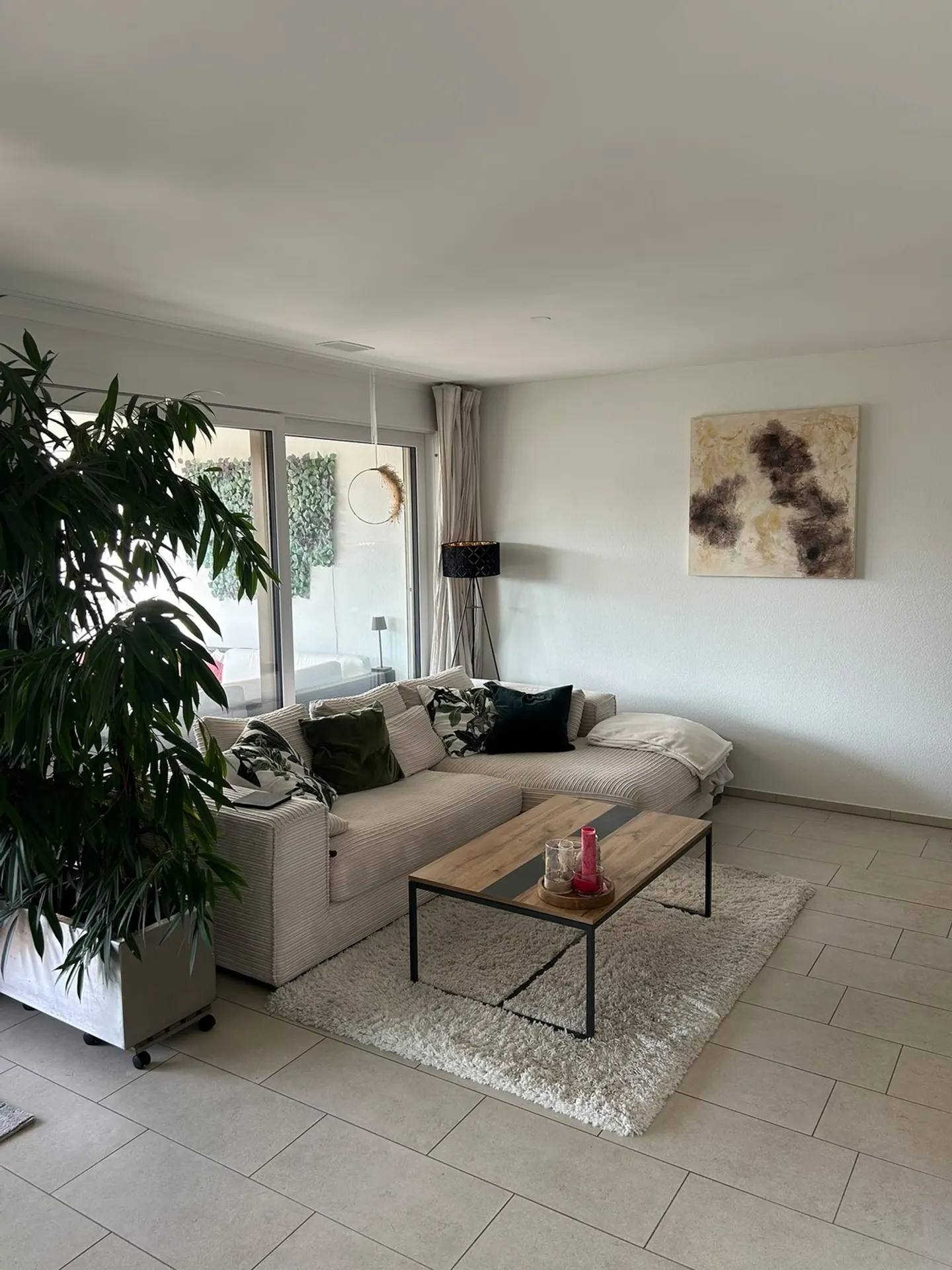 Helle Wohnung mit grossem Balkon - Foto 1 von 10