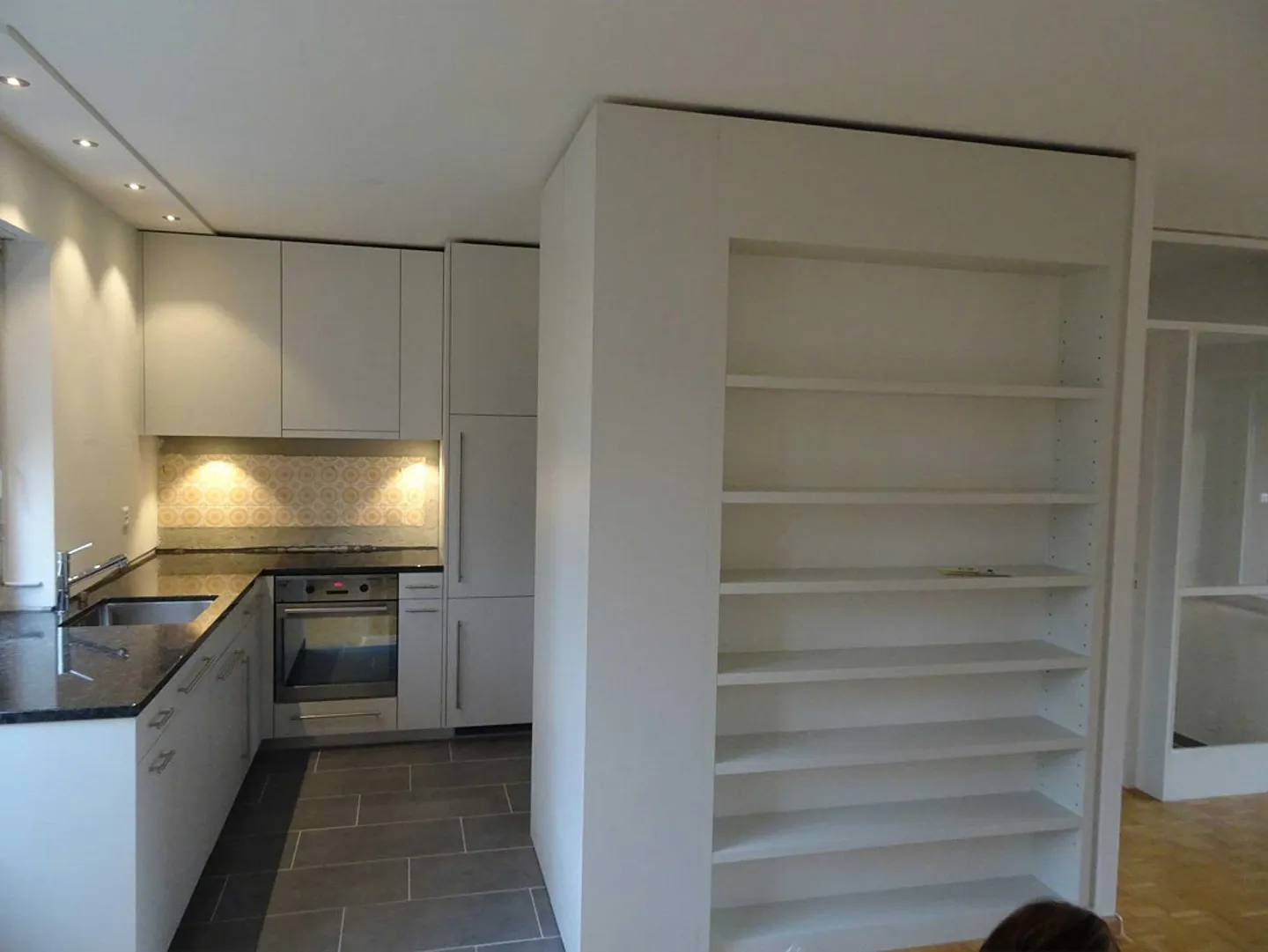 Belle, lumineuse, calme appartement de 4 1/2 pièces - Photo 5 sur 9