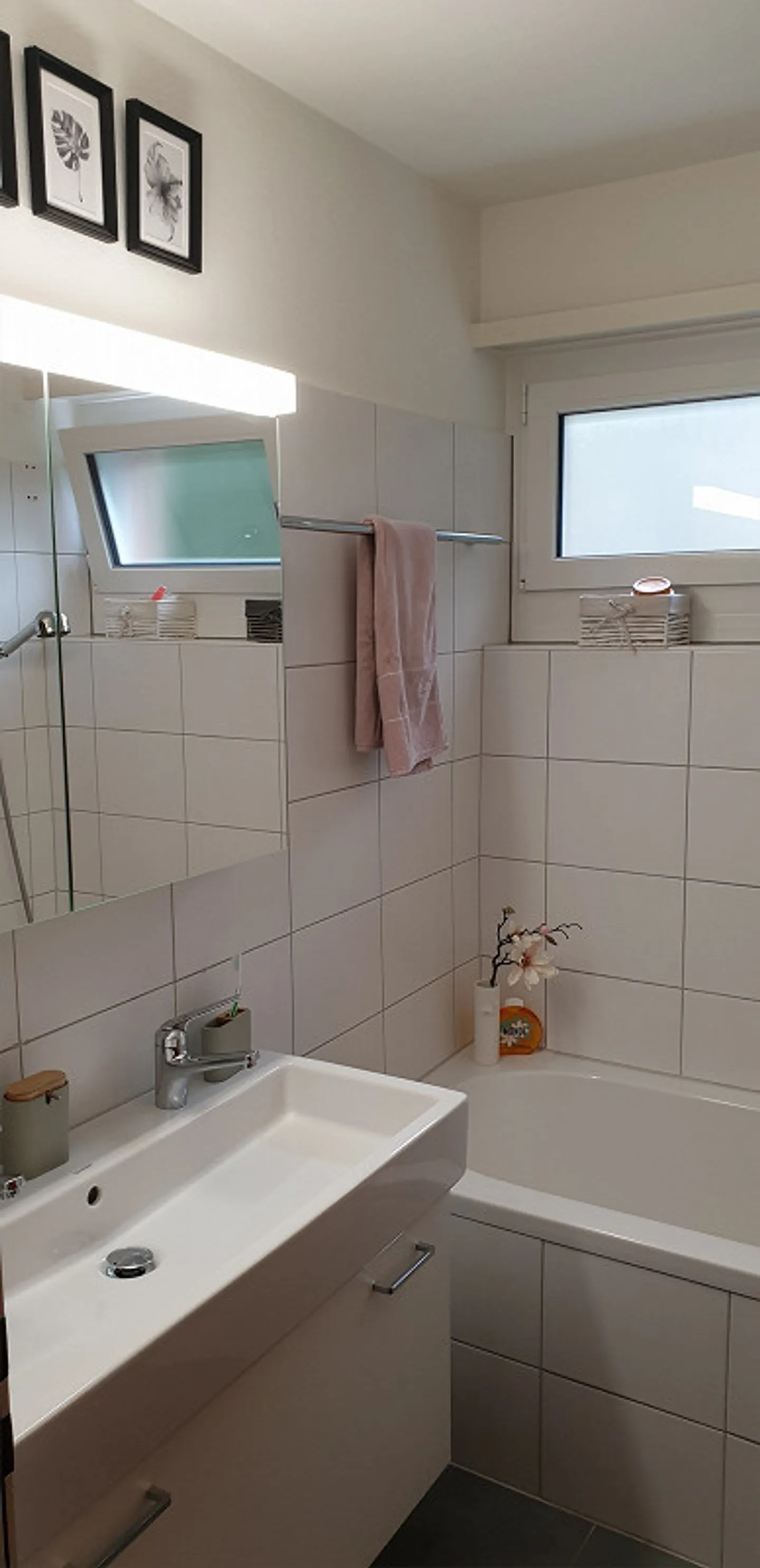 Belle, lumineuse, calme appartement de 4 1/2 pièces - Photo 6 sur 9