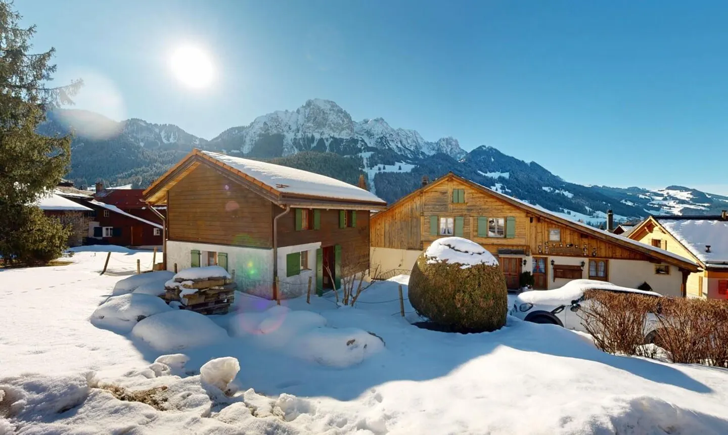 La Soffitta - Chalet storico nel cuore di Rougemont - Foto 3 di 11