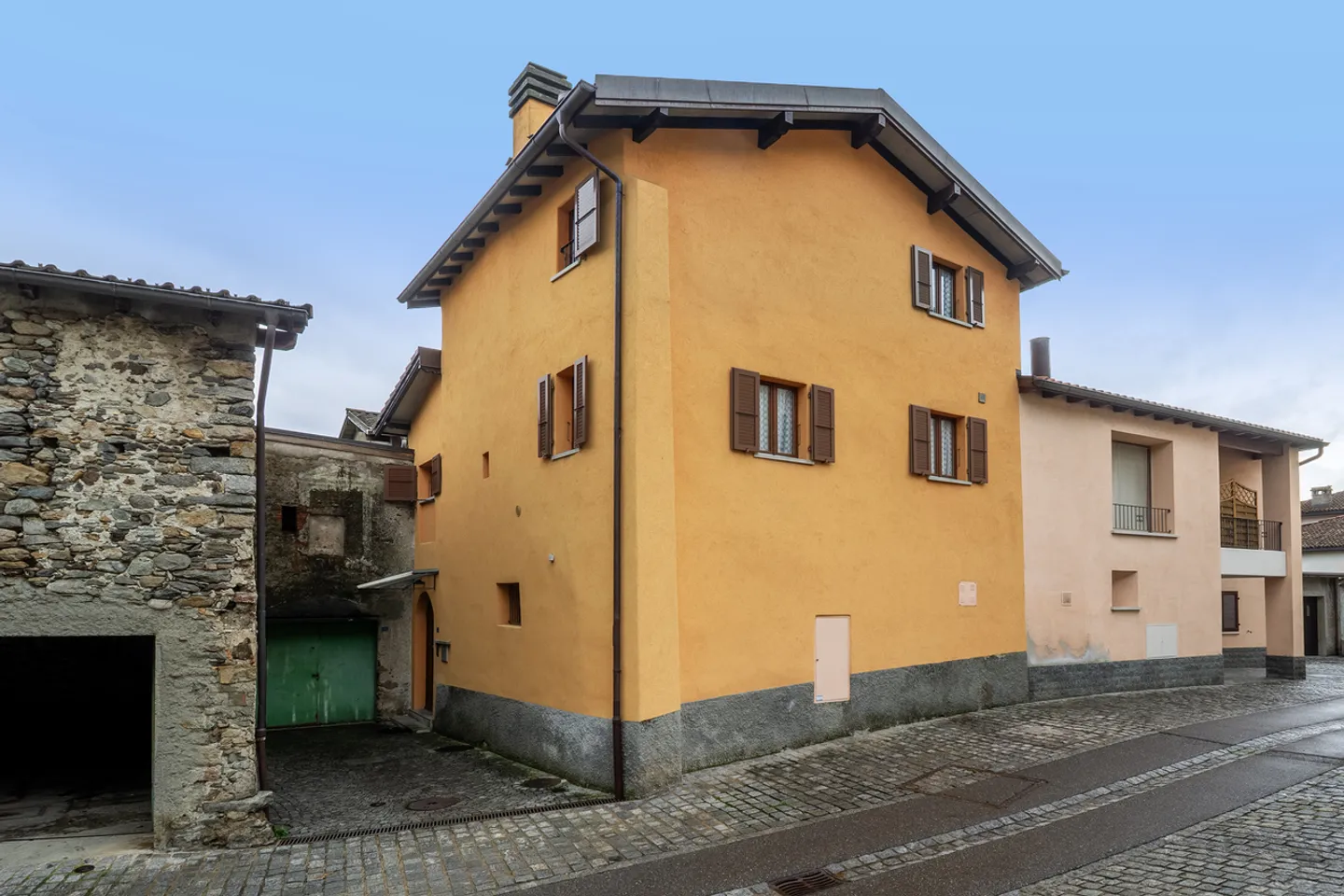 Casa nel cuore di Manno - Foto 1 di 11