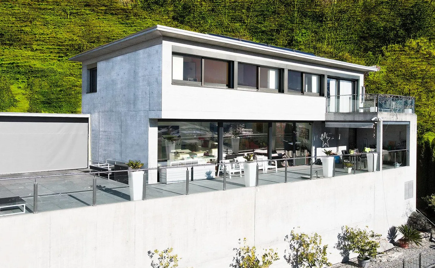 Splendida Villa nel Locarnese - 5.5 Locali con grande terrazza vist... - Foto 3 di 13