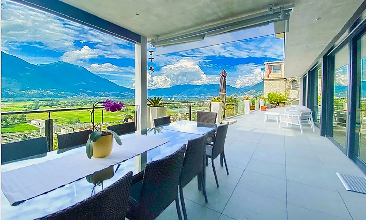 Splendida Villa nel Locarnese - 5.5 Locali con grande terrazza vist... - Foto 9 di 13