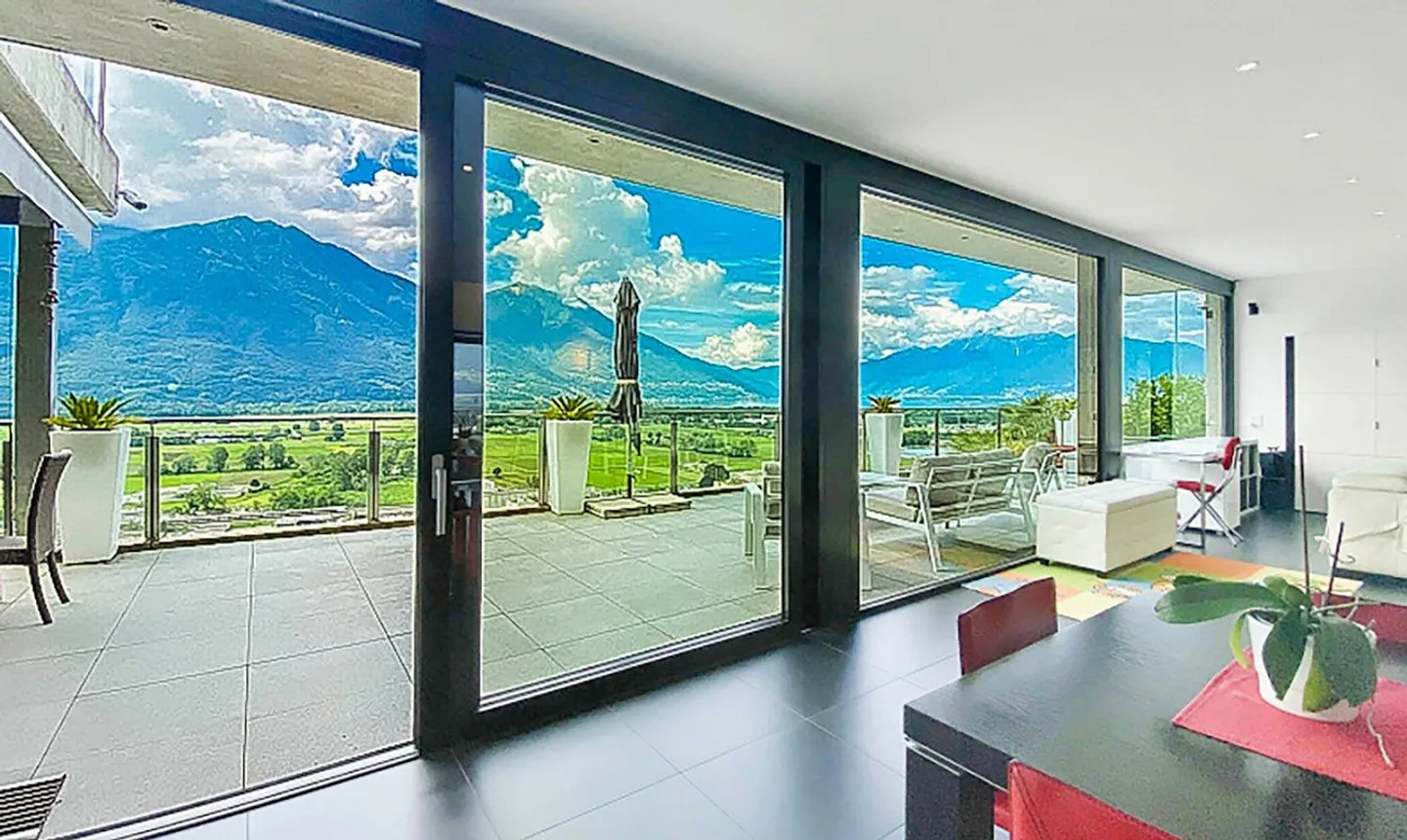 Splendida Villa nel Locarnese - 5.5 Locali con grande terrazza vist... - Foto 12 di 13