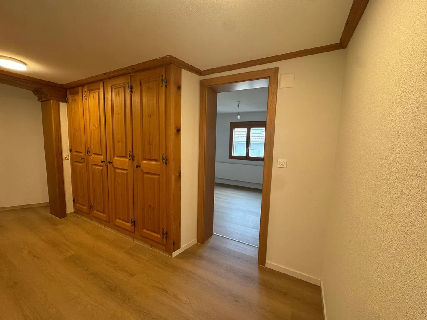 Renovated 4.5-room apartment in Einsiedeln - Photo 8 of 12