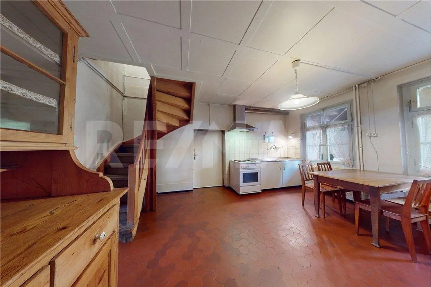 7-Zimmer Wohn- und Oekonomiegebäude mit Ausbaupotenzial - Foto 7 von 13