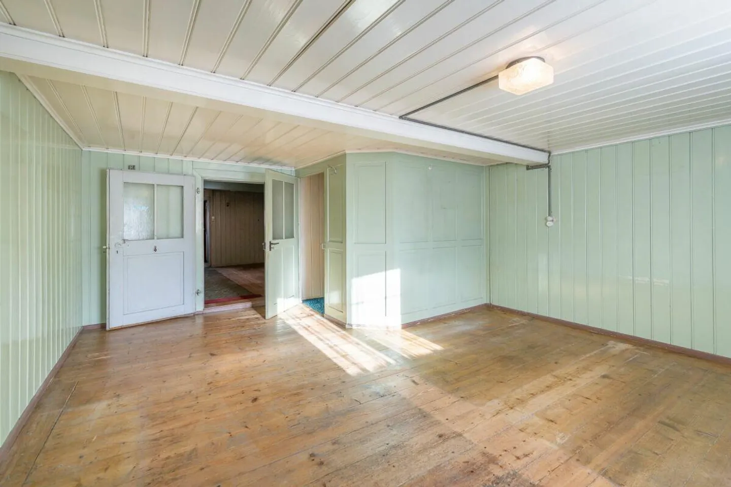 Maison semi-détachée de 4,5 pièces nécessitant des rénovations - Photo 6 sur 11