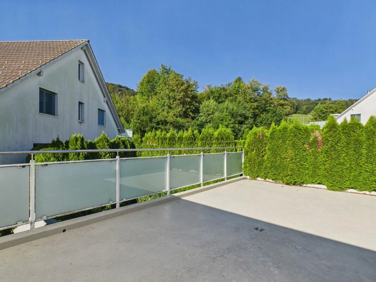 Idylle familiale avec jardin et grand balcon - Photo 17 sur 22