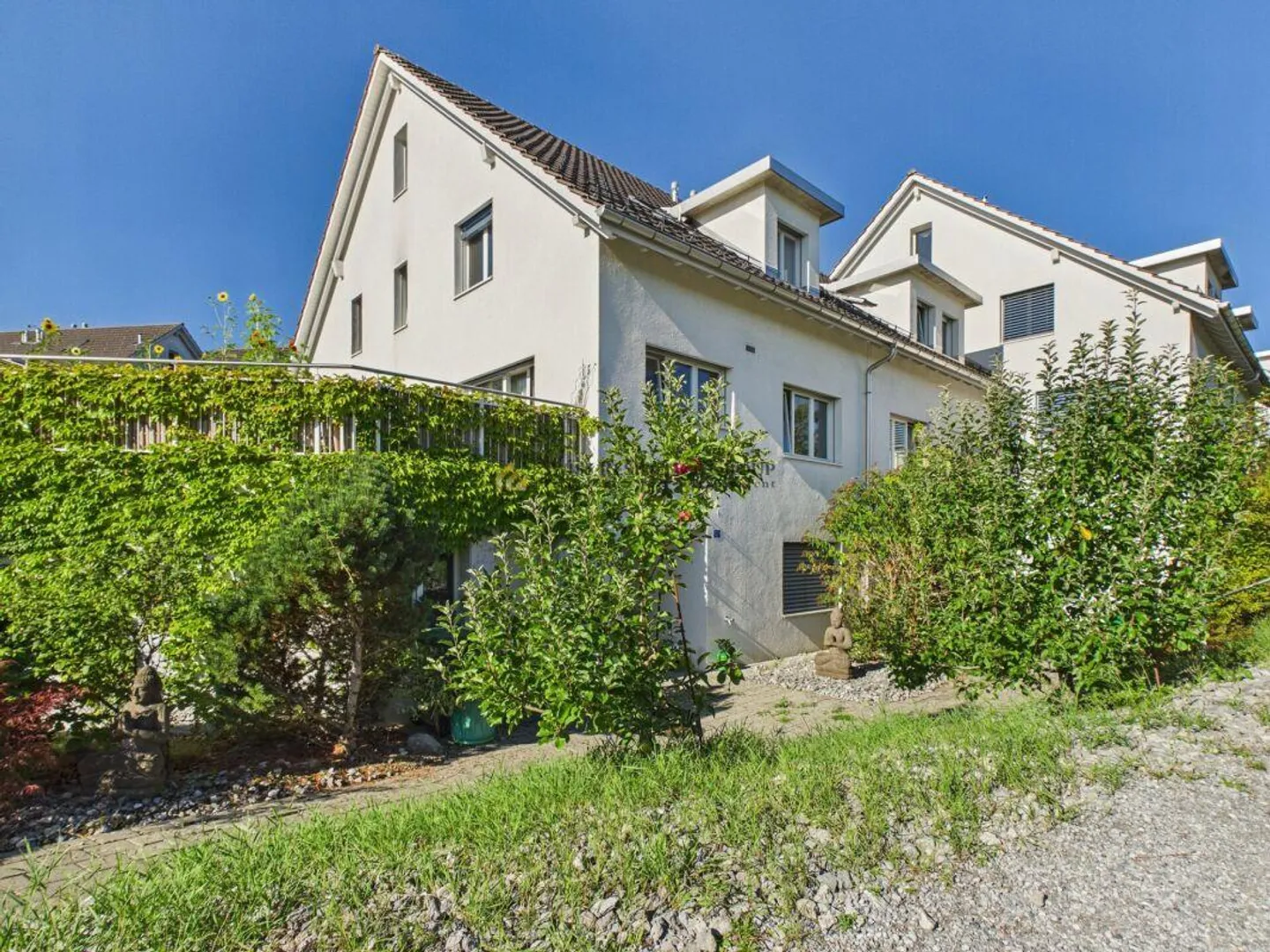 Idylle familiale avec jardin et grand balcon - Photo 20 sur 22