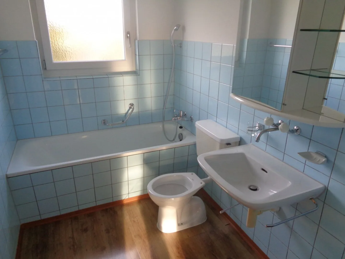 Gepflegte 4.5-Zimmerwohnung in Schwadernau zu vermieten - Foto 3 von 7