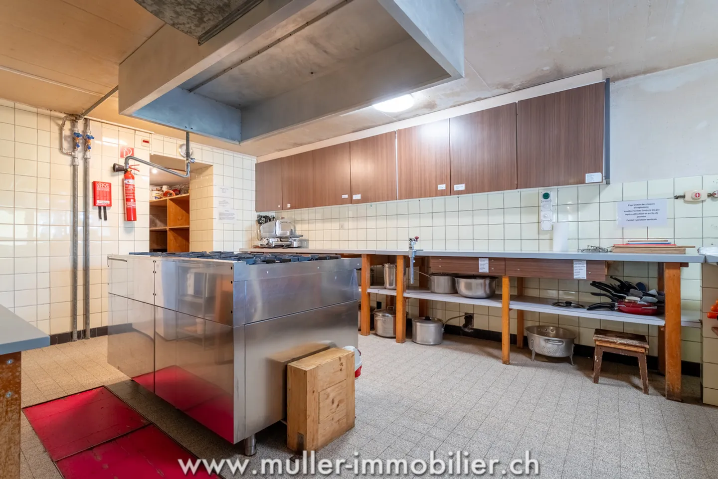 Chalet for sale - Photo 8 of 13