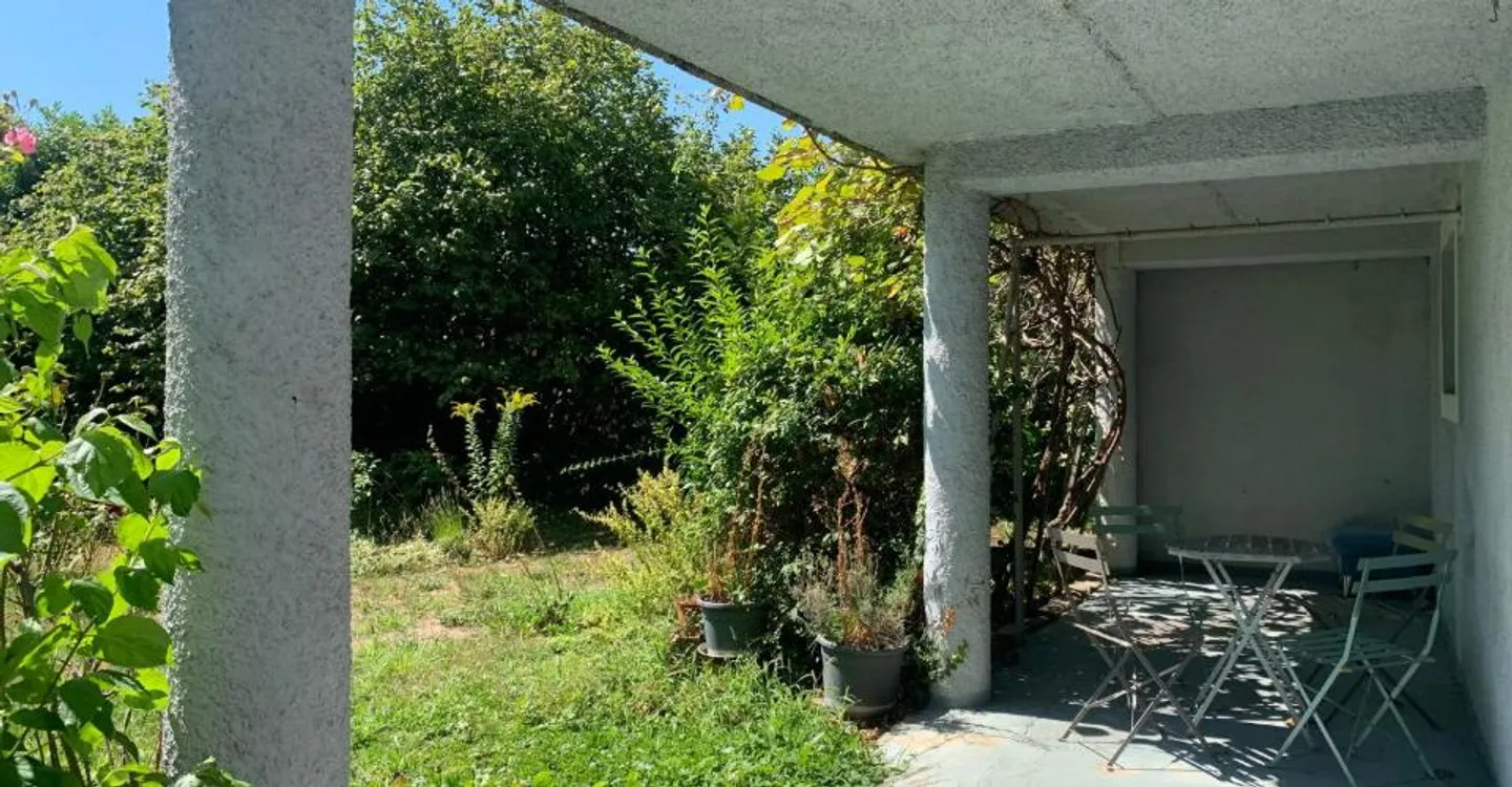 Villa charmante avec jardin - Photo 7 sur 11