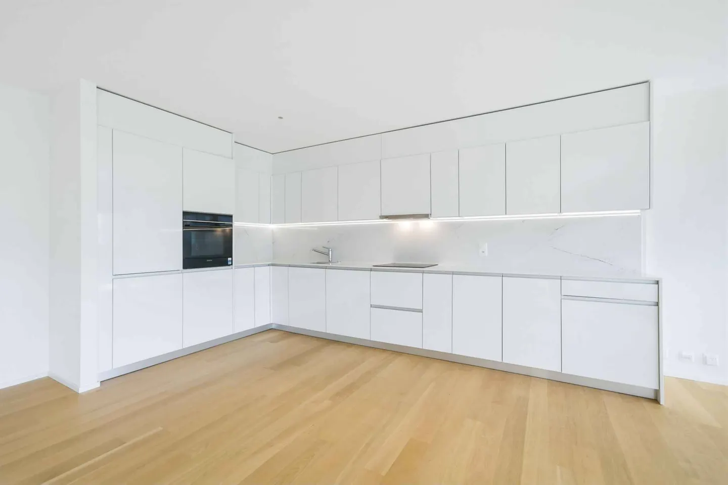 Luxuswohnung mit Dachterrasse - Foto 3 von 4