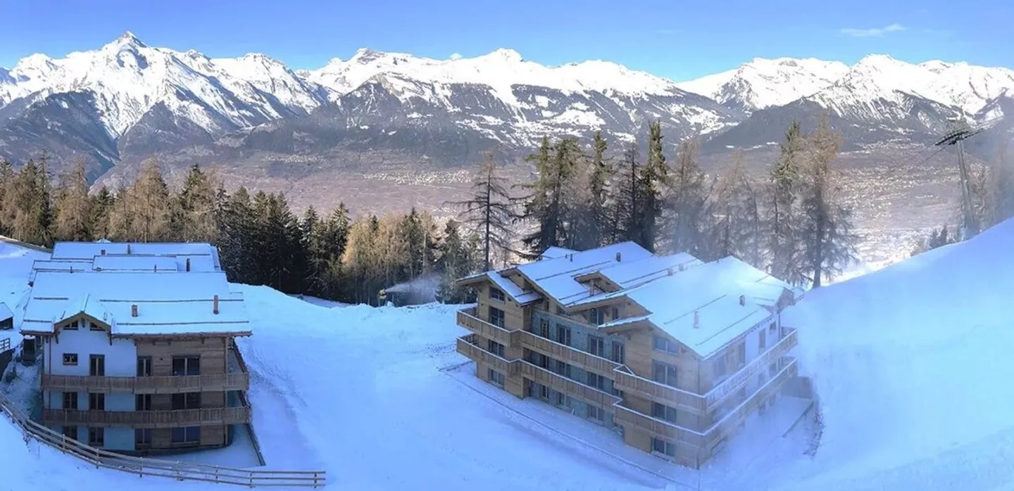 APPARTAMENTO 3.5 STANZE DI PRESTIGIO SKI IN / SKI OUT - Foto 13 di 13