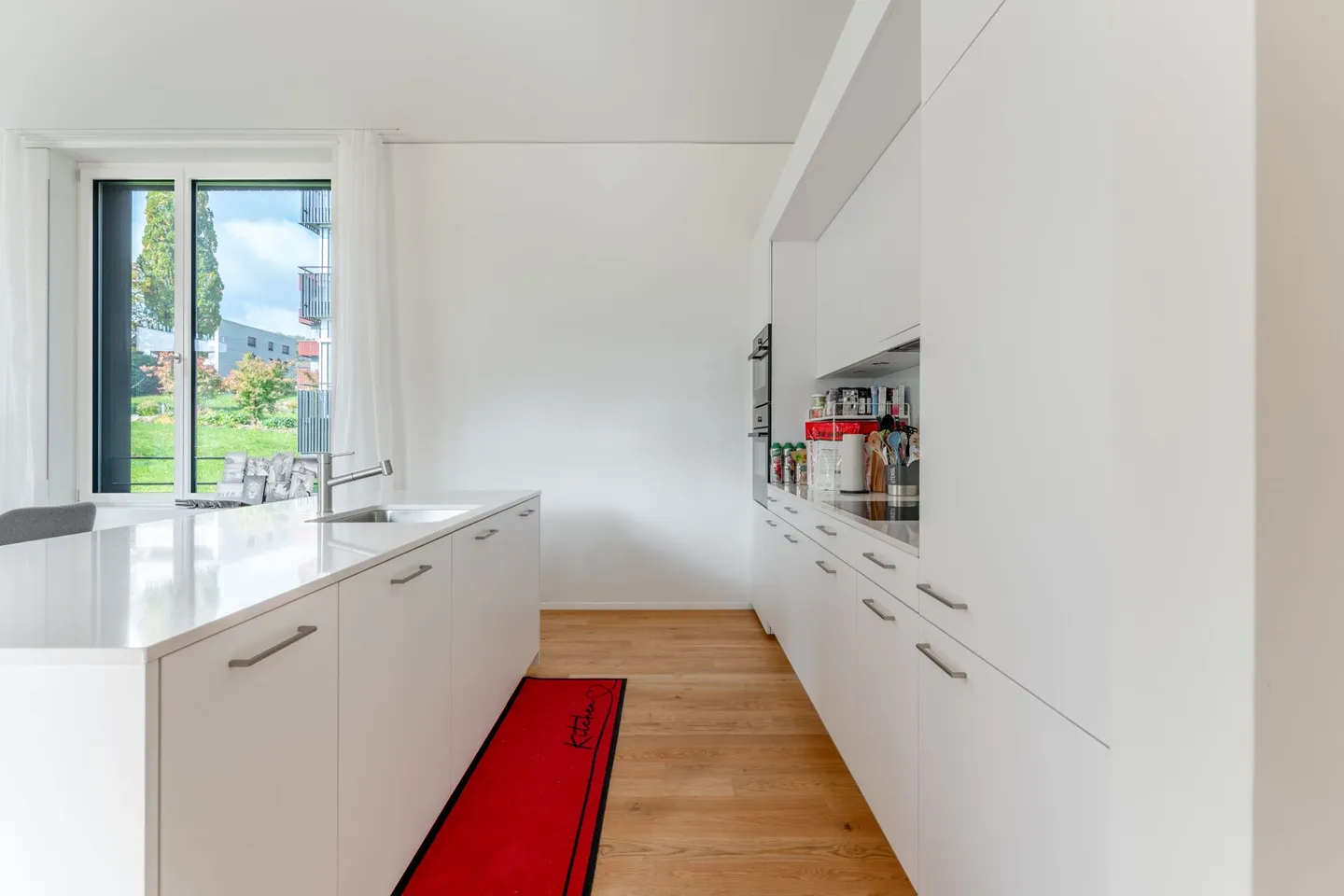 Modern - helle - neuwertig - Foto 6 von 12