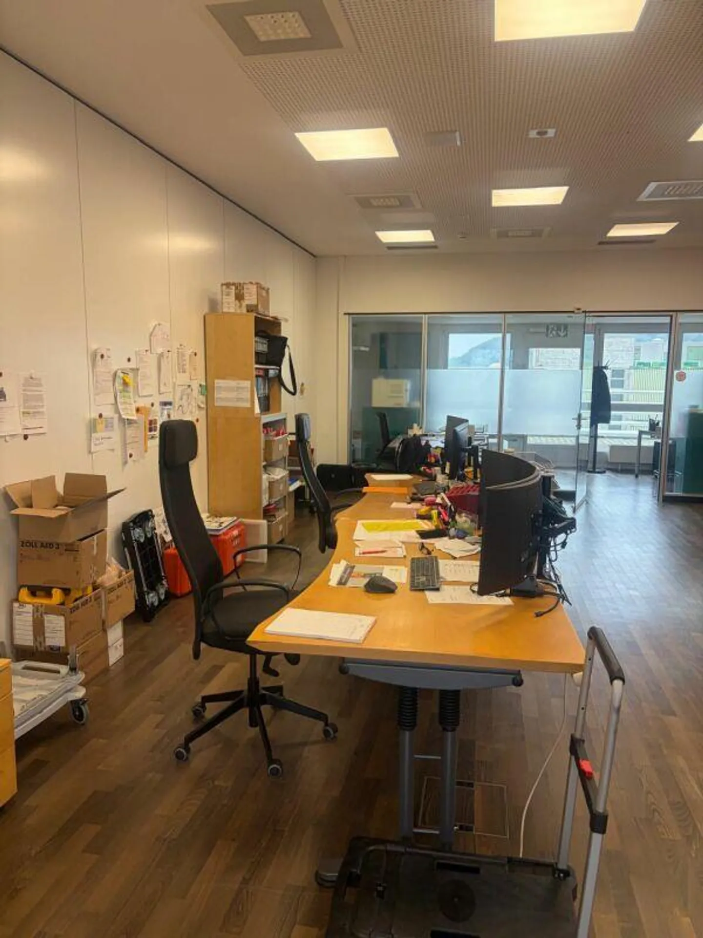 Geräumige Bürofläche mit Dachterrasse - Foto 3 von 8