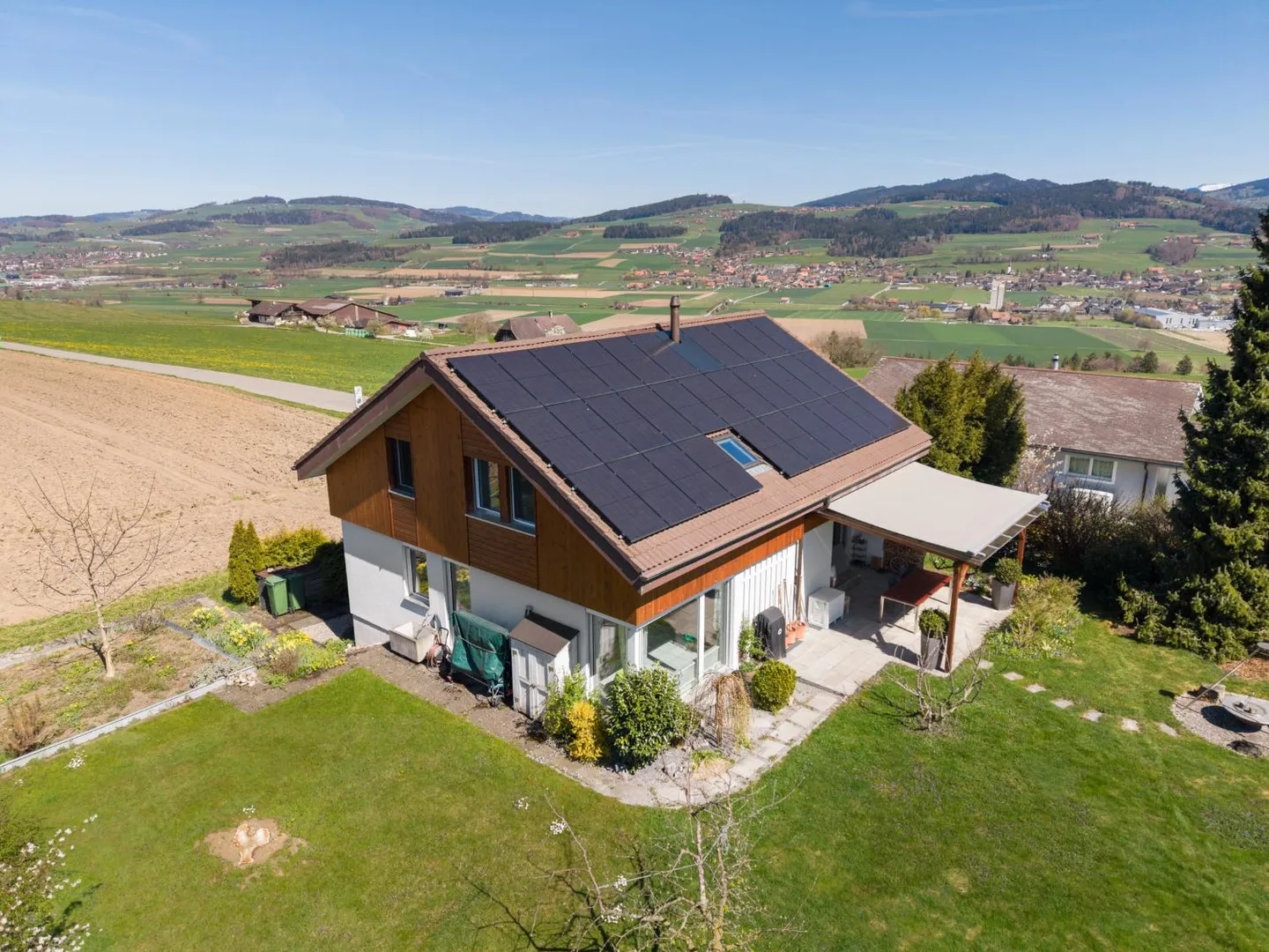 Casa con 6.5 stanze - Foto 1 di 11