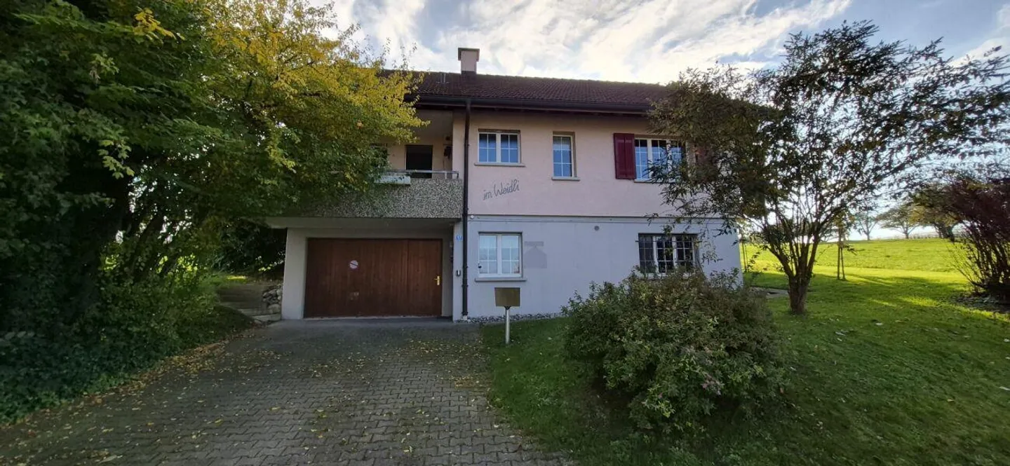 Living with a view of greenery - Photo 16 of 17