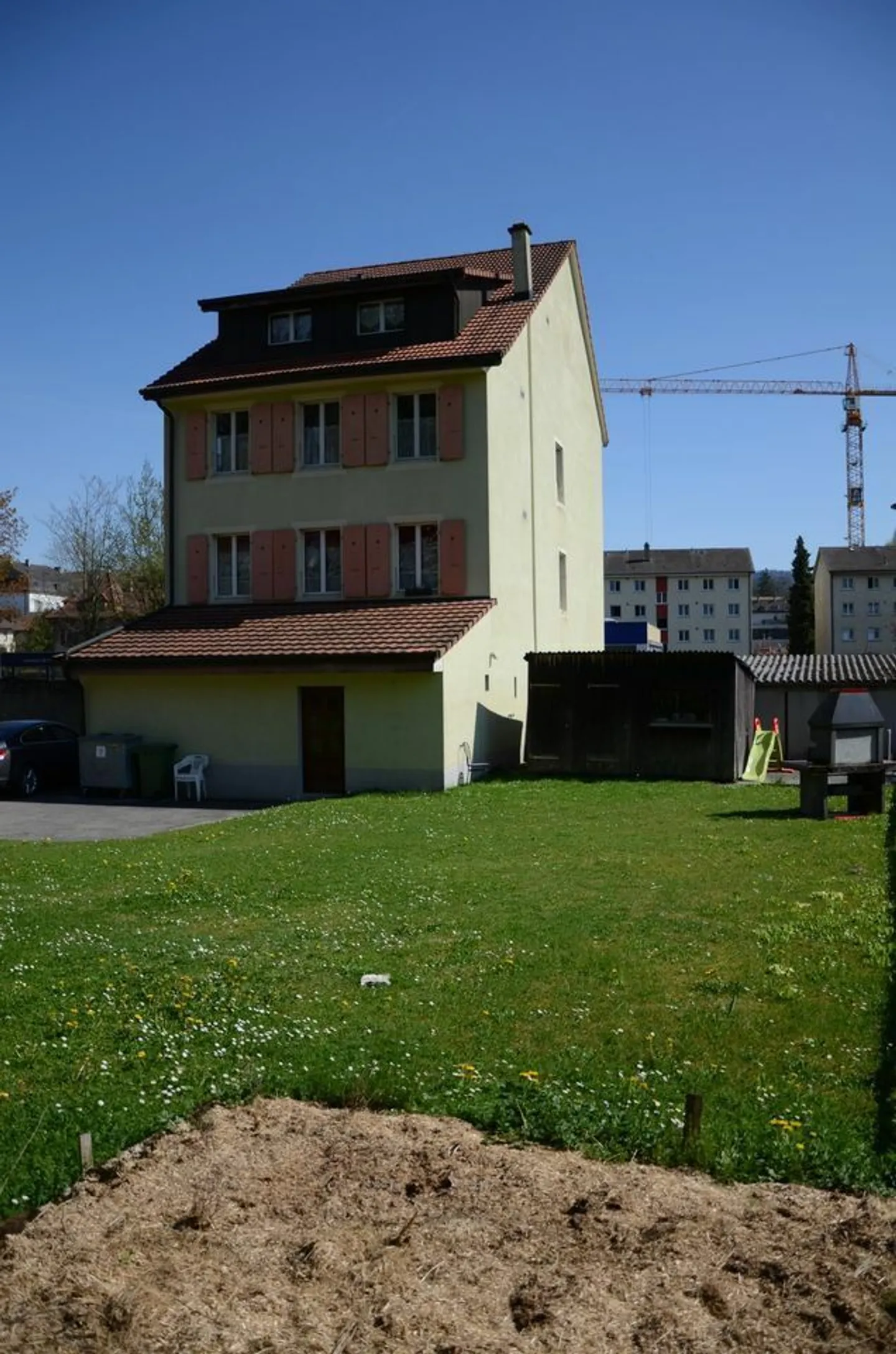Vicino alla città vecchia in un quartiere tranquillo - Foto 8 di 9