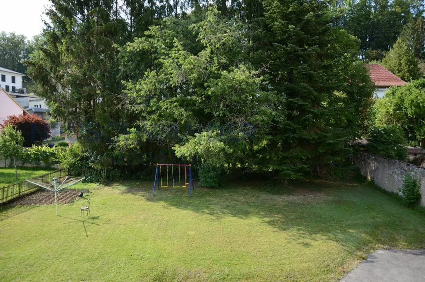 Vicino alla città vecchia in un quartiere tranquillo - Foto 9 di 9