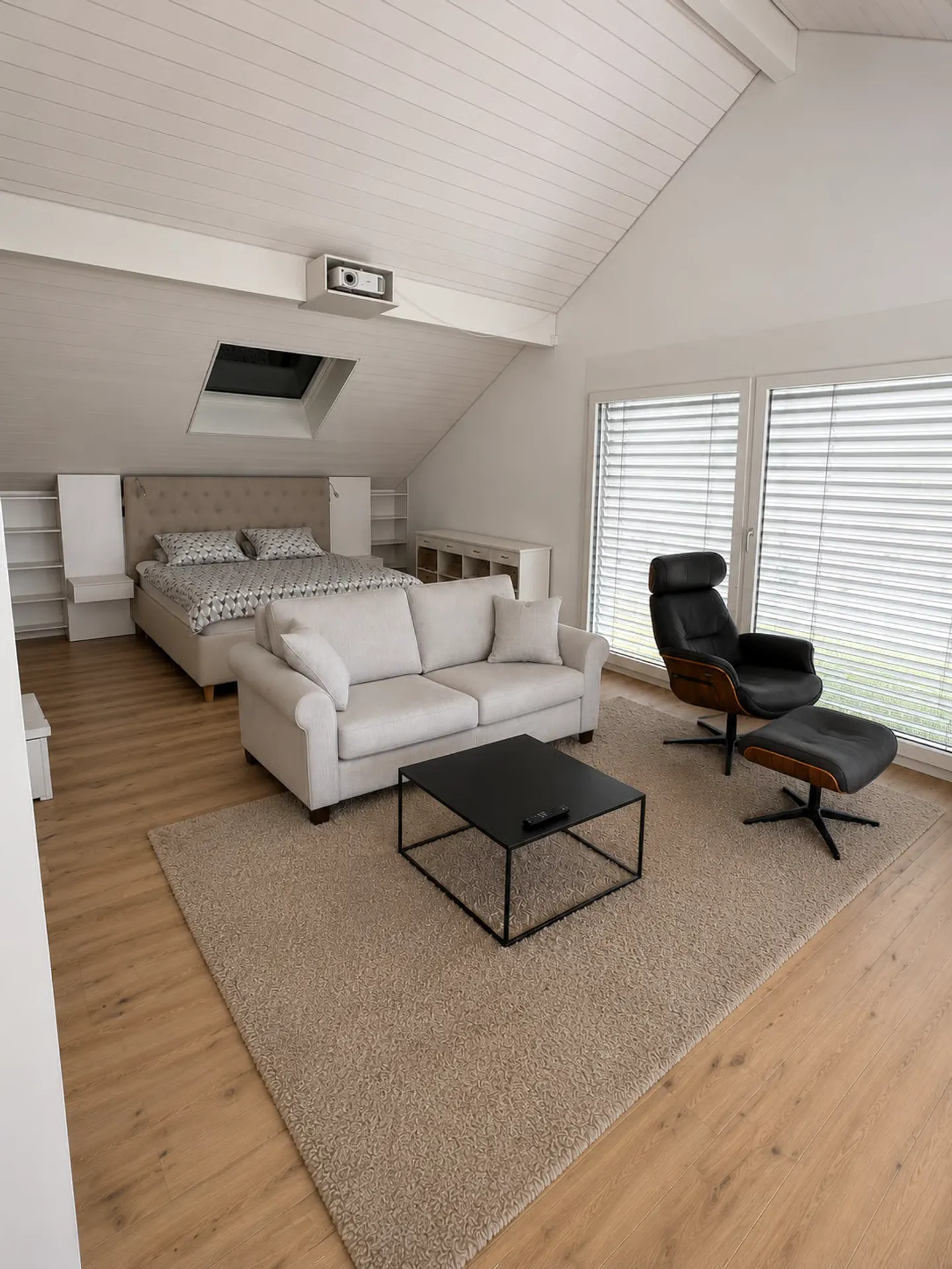 Affascinante casa bifamiliare di 5,5 stanze ad Altendorf - Disponibile da novembre 2026 - Foto 5 di 6