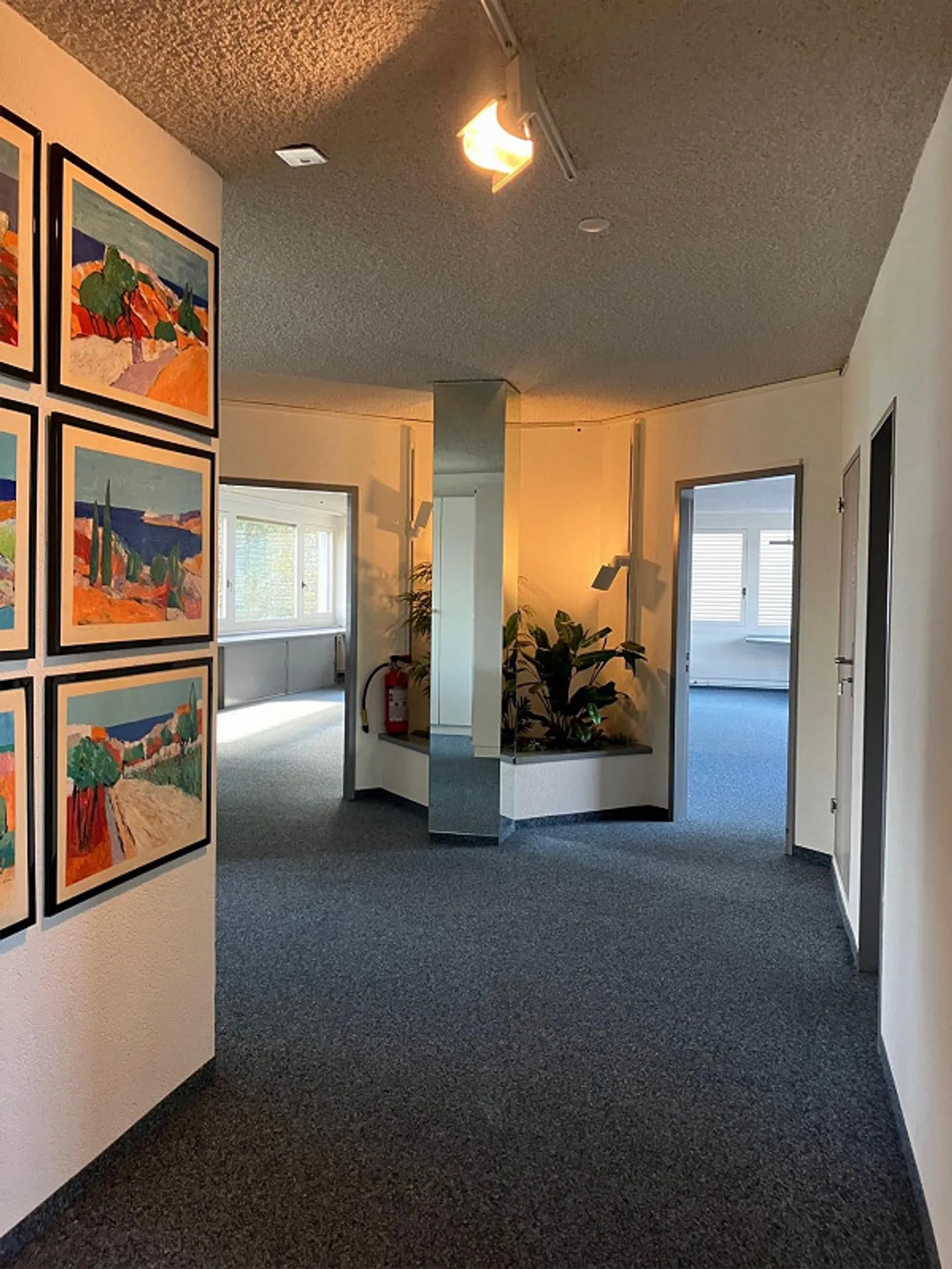 Geräumige Büroräumlichkeiten in Urdorf - Foto 6 von 8