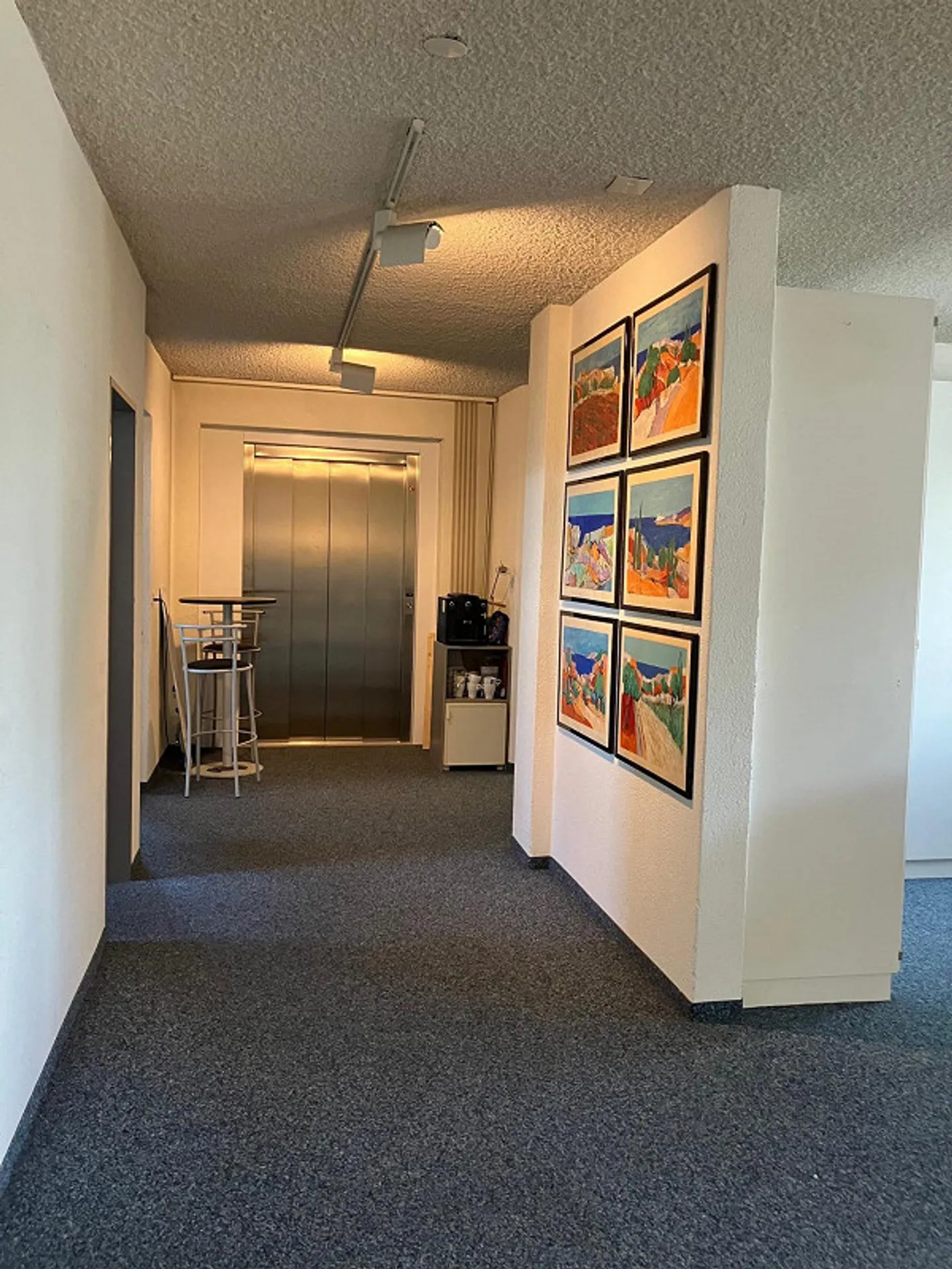 Geräumige Büroräumlichkeiten in Urdorf - Foto 7 von 8