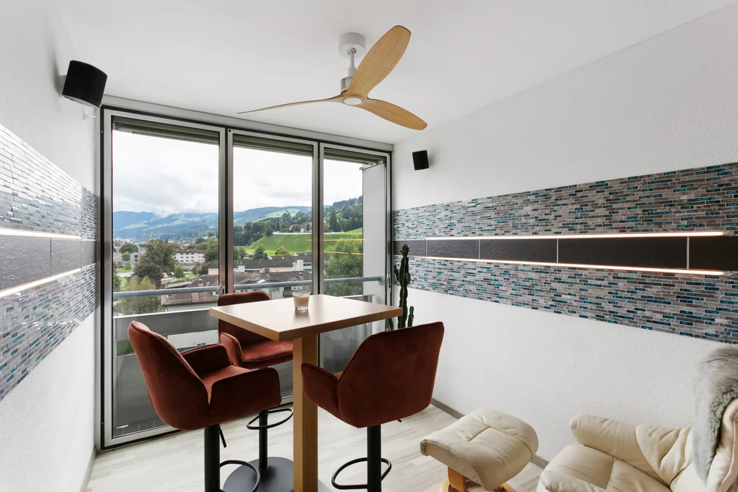 Esperienza abitativa inondata di luce con loggia - scopri ora! - Foto 3 di 8