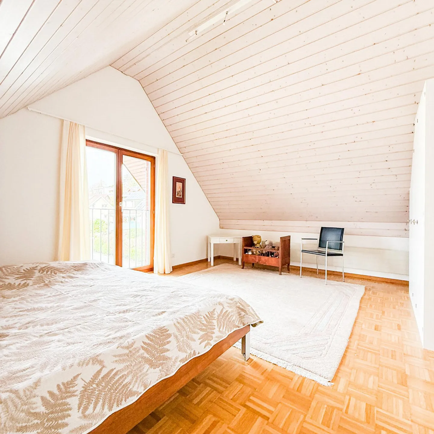 6.5-Zimmer Doppelhaushälfte in zentraler Lage von Therwil - Foto 11 von 19