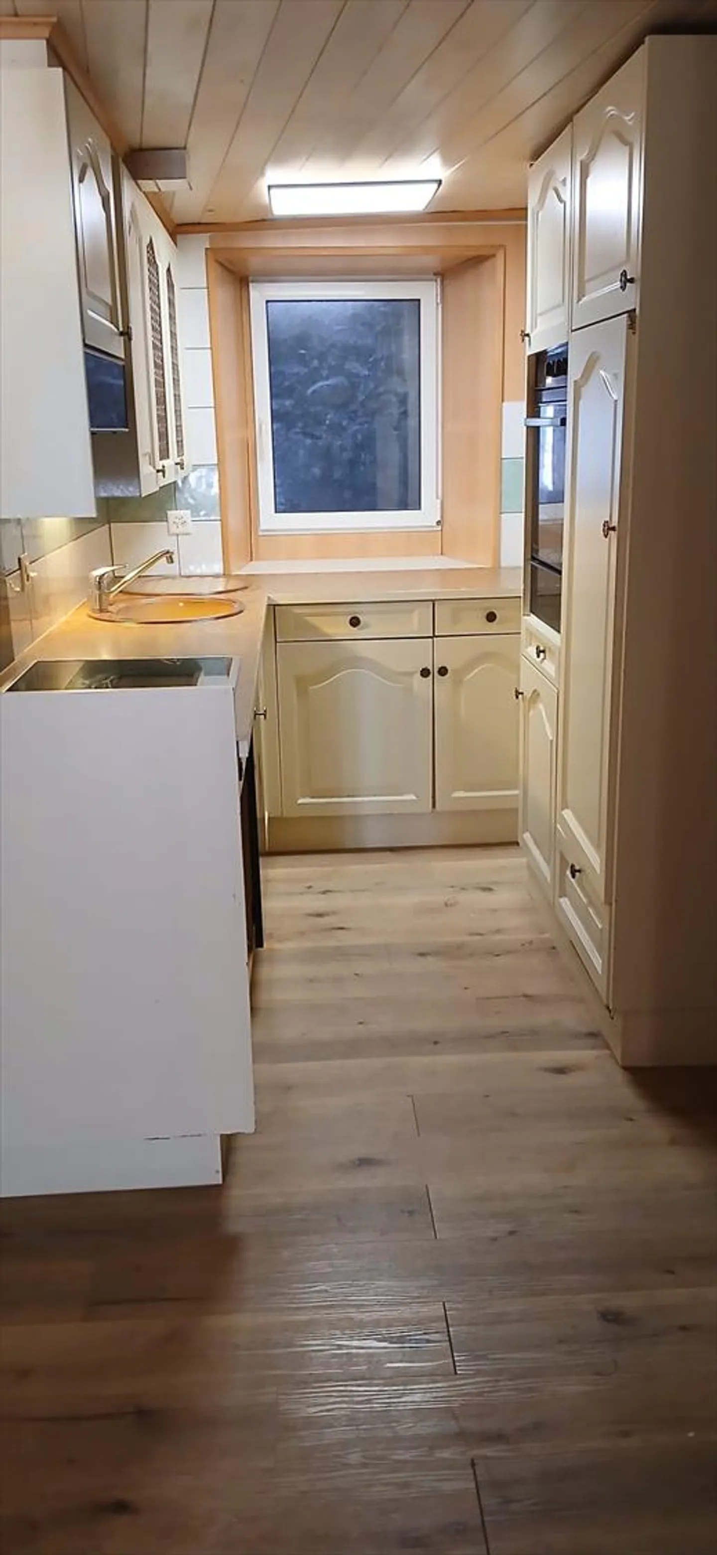 1.5 Room Apartment - Photo 4 of 6