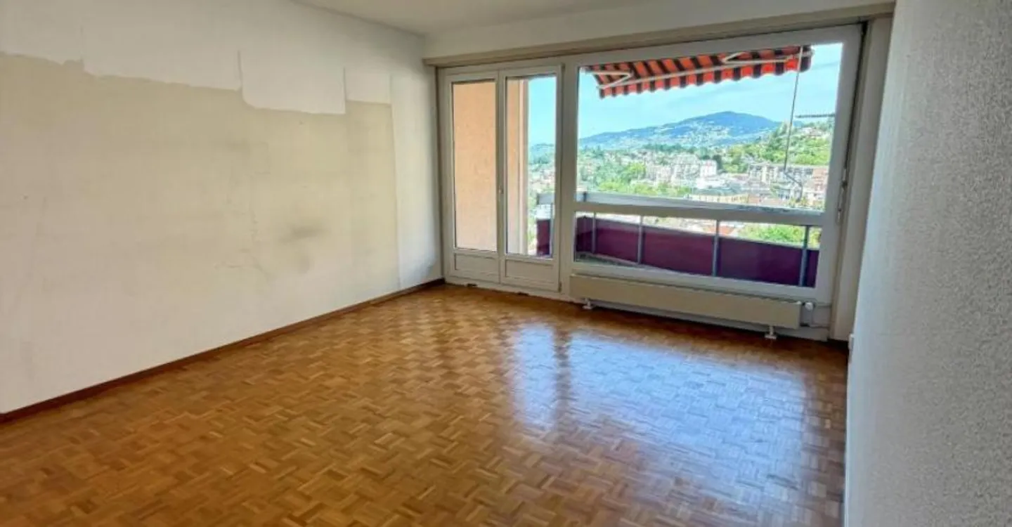 Nice 2.5 room apartment to renovate with lake view - Photo 4 of 9