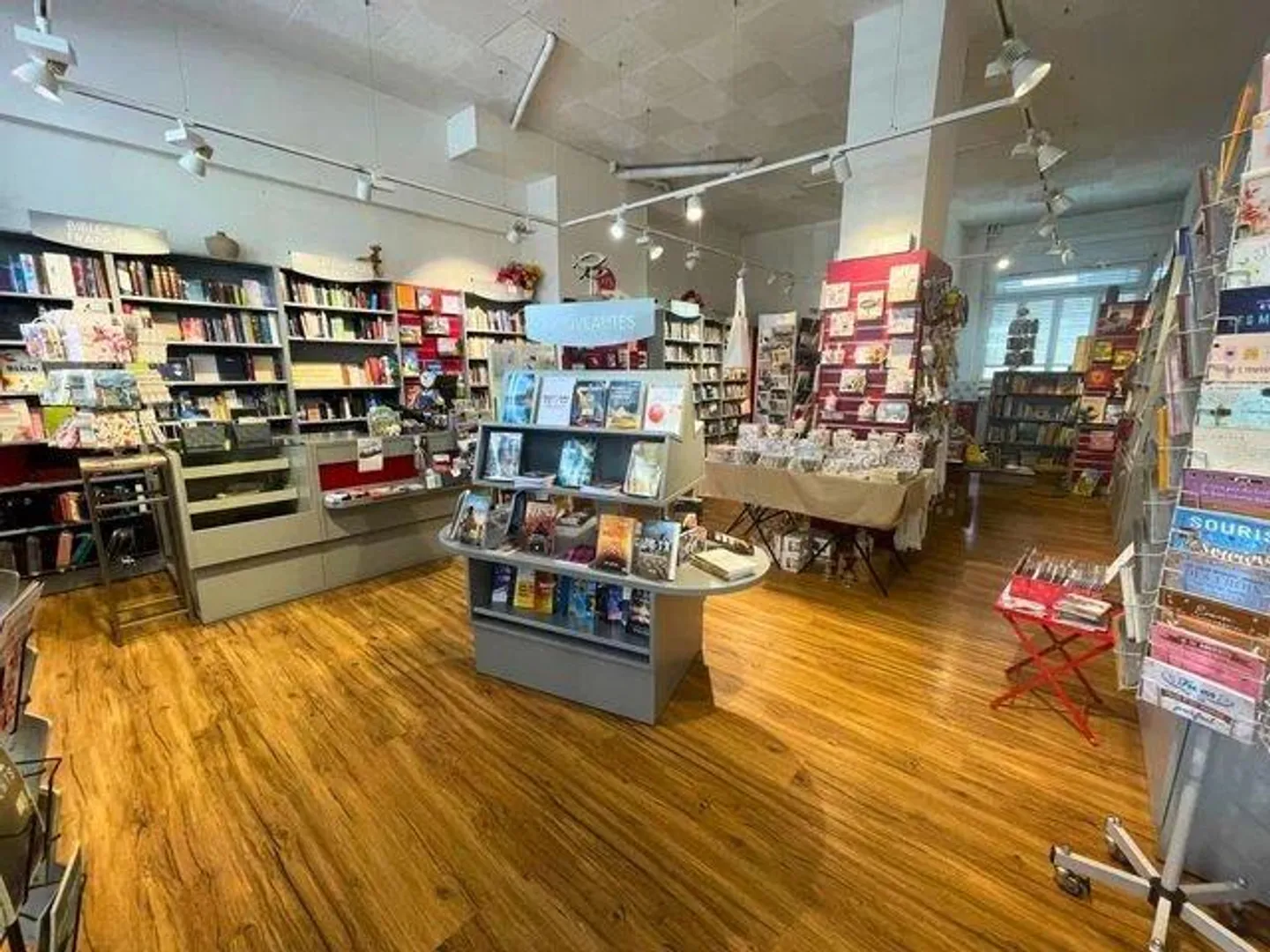 Commercial space of approximately 66 m2 on the ground floor - Photo 2 of 3