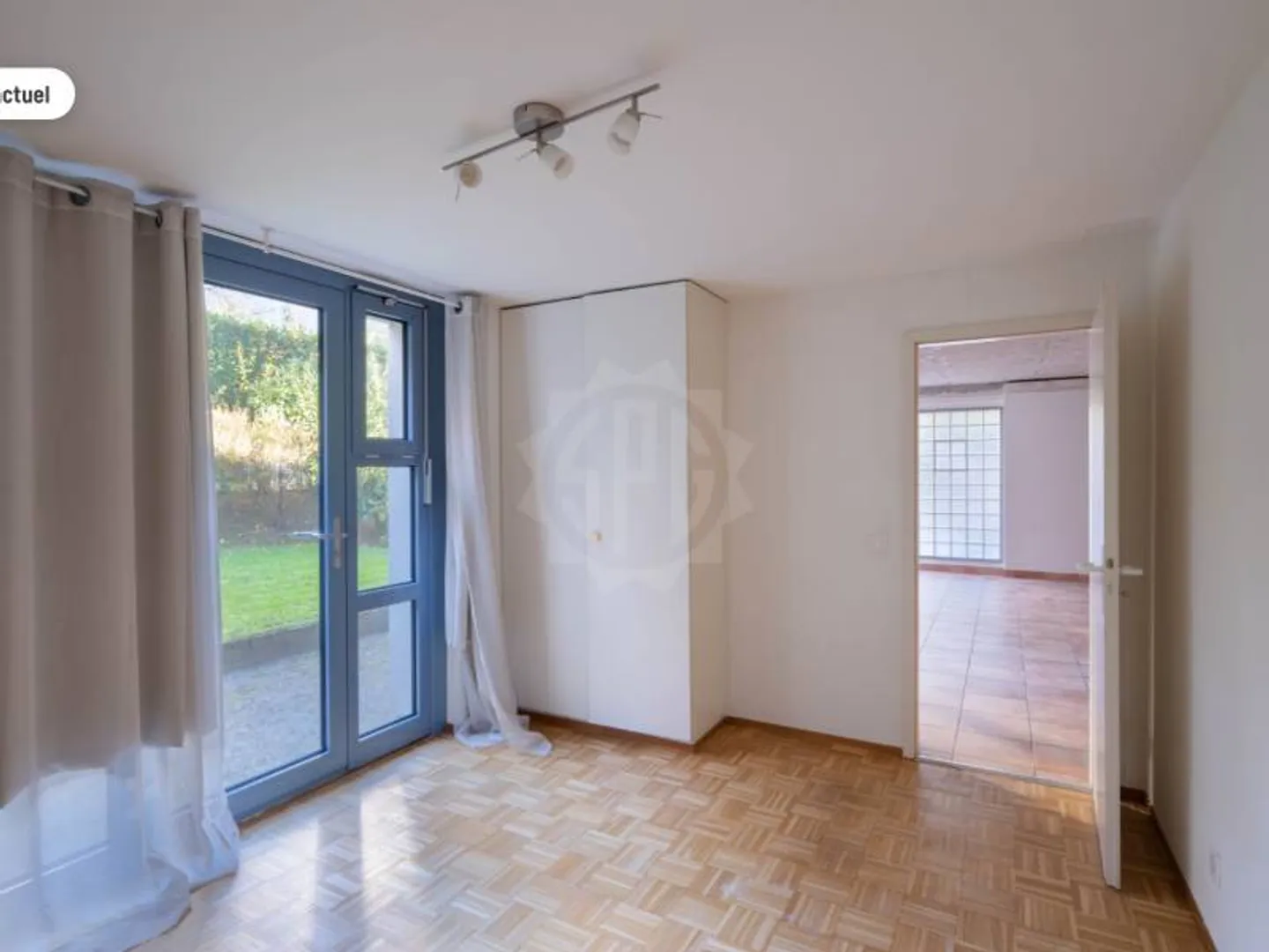 Pleasant Offices - Geneva - Photo 9 of 10