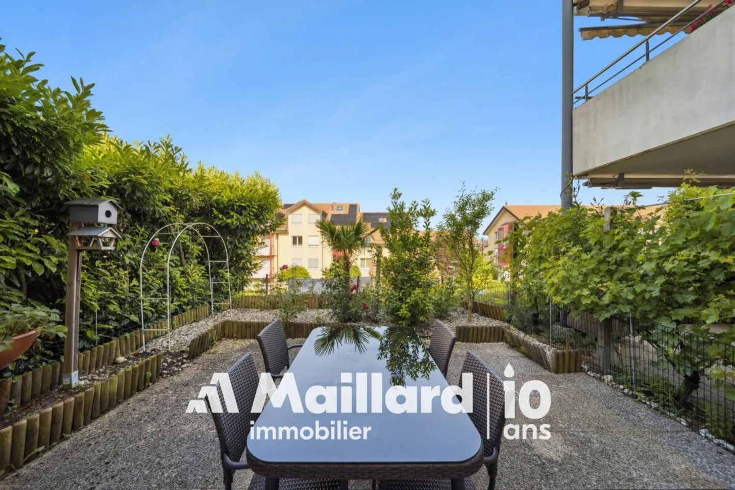 Yverdon - Villa affascinante con 5,5 stanze, zona tranquilla - Foto 2 di 15