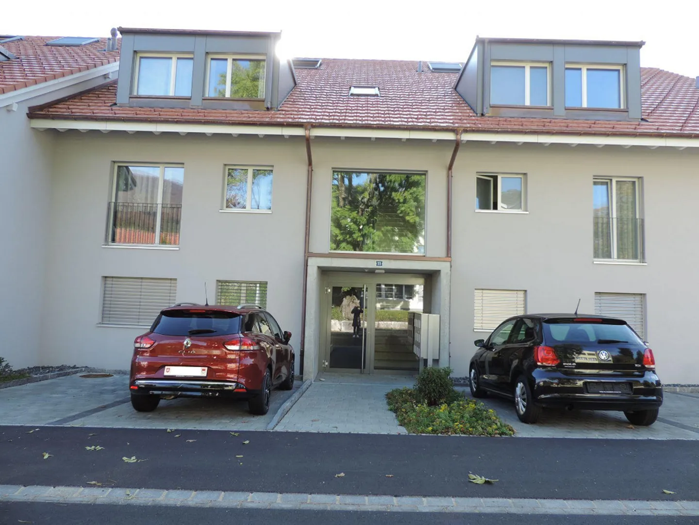 Neue Wohnung, neues Glück ! - Foto 2 von 10
