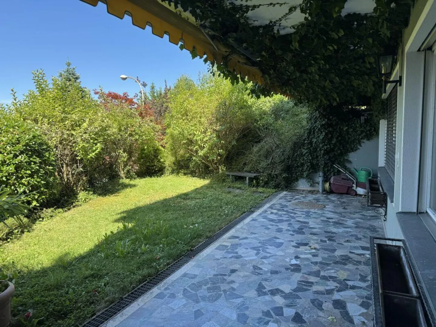 Vie tranquille près de la ville - Photo 9 sur 12